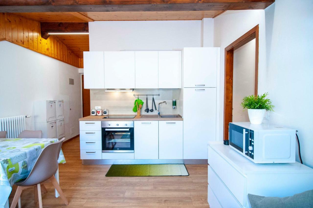 La Mansarda Di Emma Apartment Pinzolo Exterior foto
